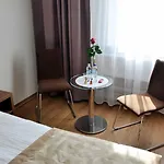 Topaz Centrum 3* Poznan
