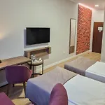 Topaz Centrum 3* Poznan