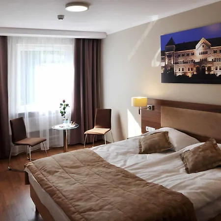 Topaz Centrum 3*