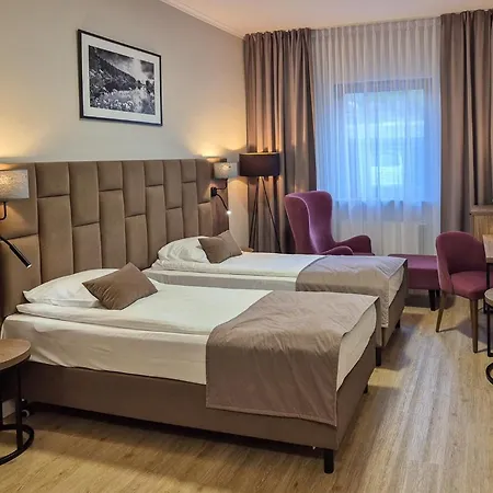 Topaz Centrum Готель Познань