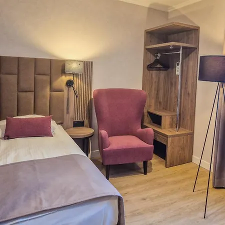 Topaz Centrum 3*