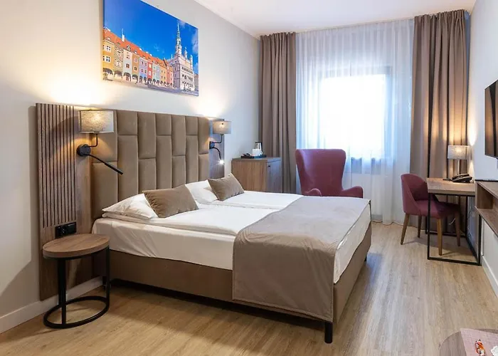 Topaz Centrum Отель Познань